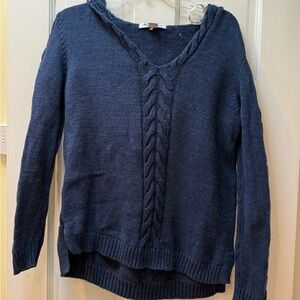 Navy  cotton  V neck sweater with hood